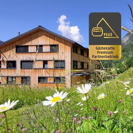 Verwall Apartment Arlberg - Mit Sauna, Loggia Und Skiraum *